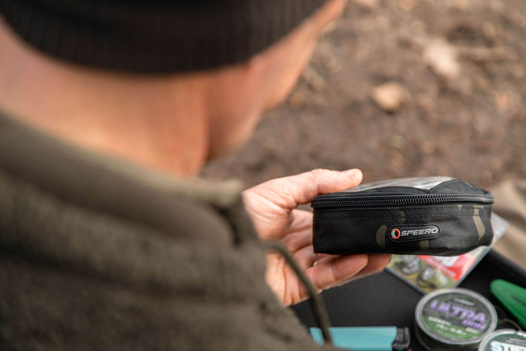 SPEERO Hook Bait Pouch Black Cam